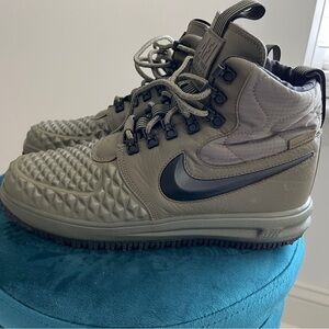 Nike Men’s Lunar Force 1 Duckboots Brand New Never Worn Men’s Size 9.5